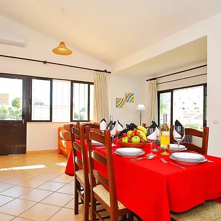 Villa Isis *