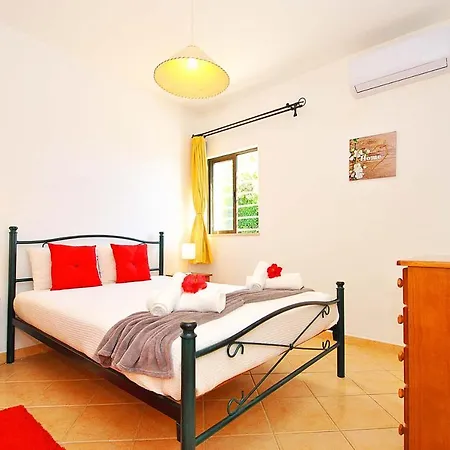 Isis By Algarve Vacation Villa